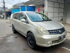 Livina XV matik 2009