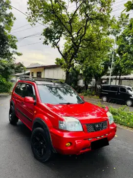 Nissa Xtrail T30 Matic Merah Langka Ganteng Siap Pakai