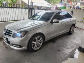 Mercedes-Benz C200 AVANTGARDE 2011