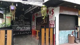 DISEWAKAN TOKO/KIOS LOKASI STRATEGIS DI KELAPA DUA WETAN