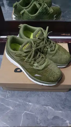 Sepatu Astec Kongo Running Shoes Army Green 43