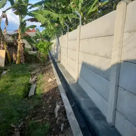 Pagar panel pembatas