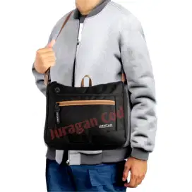 Tas Selempang Trend Untuk kuliah dan nongkrong.