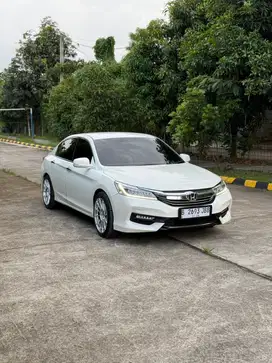Honda Accord VTI-L 2.4 Matic 2016 Putih (KM Asli)