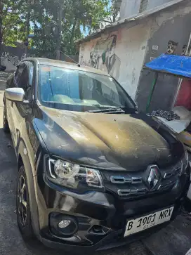 Dijual murah meriah Renault Kwid Km sangat rendah