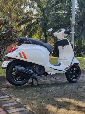 Vespa Sprint S 150 ABS IGet Model Terbaru Reg 2025 Odo 1rb Koko Motor