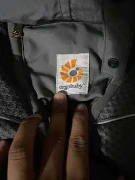 Gendongan ergobaby Omni breze original japan