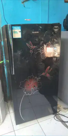 Kulkas 1 pintu merk sanken