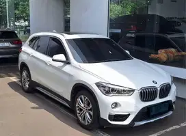 BMW X1 2019 Putih Panoramic Sunroof PBD