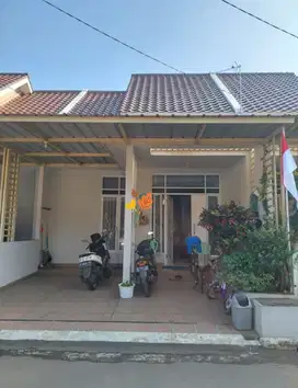 Rumah Cluster Bebas Banjir Siap Huni di  Dekat Tol Jatiwarna Bekasi