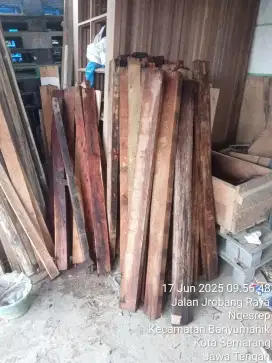 Balokan kayu keras ex pallet 9 x 4 dan 10.x 4 panjang 150 cm