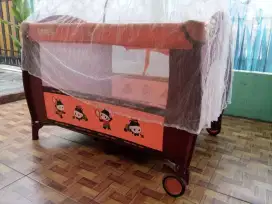 Baby Box / Ranjang tidur bayi merk Does