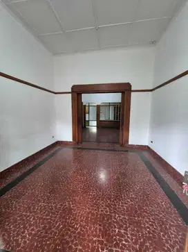 Disewakan Rumah Bangunan Belanda Sayap Dago Bandung Utara