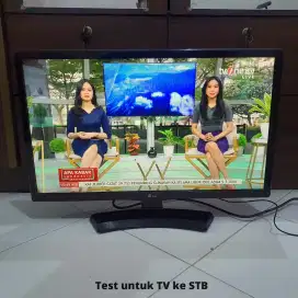 Tv led LG 24 kondisi bagus FHD buat monitor PC juga bagus + remote