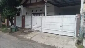 Disewakan/ dikontrakkan Rumah di jl Kasuari, Mekarmukti, Cikarang