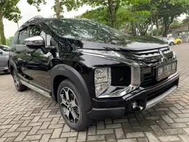 Xpander Cross Manual 2021 km 18 rb an