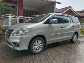 DIJUAL INNOVA MT 2014 KM RENDAH