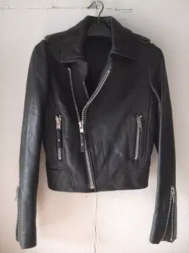 Jaket kulit asli