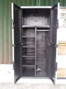 lemari plastik gantung