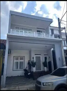 DI JUAL RUMAH 2.5 LANTAI PURIBETA 2 CILEDUG