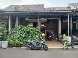 Dijual Cepat Rumah lokasi strategis dalam cluster Trevista Bintaro
