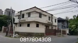 KOST PULOR EKSKLUSIF Kebayoran Baru, Jakarta Selatan