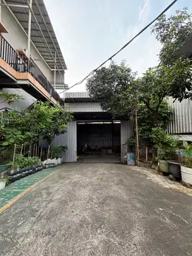 Dijual Gudang Luas 1800 m2 Kawasan Industri di Narogong Kota Bekasi