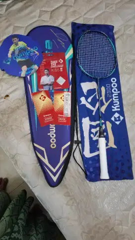 Raket Atlit resmi [ KUMPOO DAREN LIEW 2300 ] original japan [99%baru]