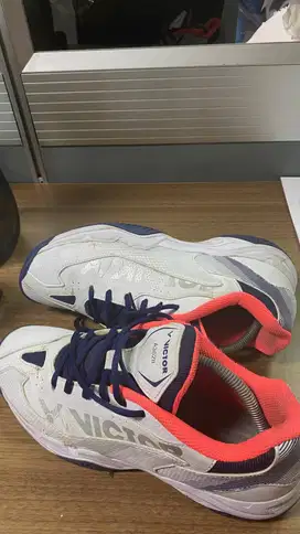 WTS Sepatu Badminton Victor A362II Size 42 (27 cm)