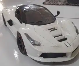 Diecast LaFerrari White