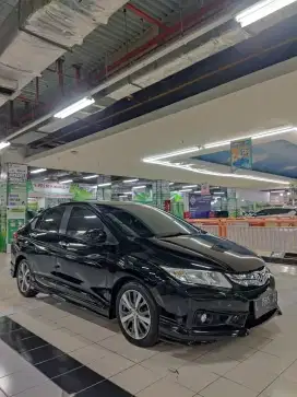 City 1.5 E matic 2015 | KM 90 ribu
