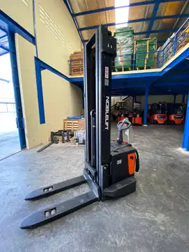 Harga Handlift Elektrik PS1560 Kapasitas 1,5 Ton 6m Brand Noblelift