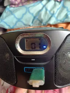 Dijual CD MP3 USB Radiio merk ternama Philips
