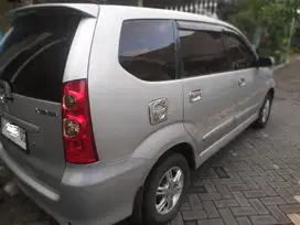 Daihatsu Xenia 2011 Bensin