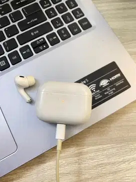 Apple airpods pro gen 2 with speaker case only