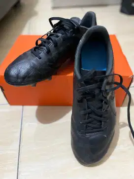 Nike - Tiempo Legend 9 - Academy