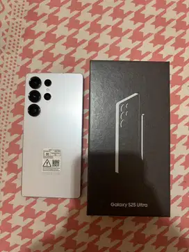 Di Jual Samsung S25 Ultra 256 SEIN like NEW - baru pemakaian 2 bulan