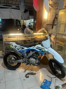 Viar 200 es supermoto
