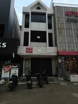 RUKO HARGA NJOP DAN DI BAWAH PASARAN DI KELAPA GADING JL BOULEVARD BAR