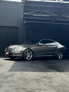 Mercedes Benz E300 Elegance 2011