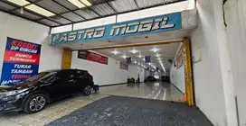 Disewakan ruko ex showroom mobil Kh Mukmin Sidoarjo