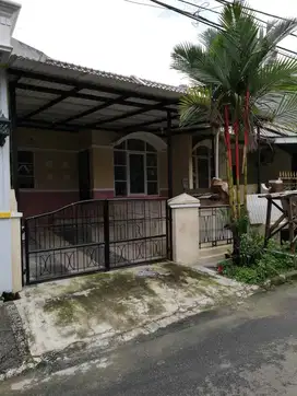 Dijual Rumah tinggal  di REGENSI MELATI MAS, Serpong