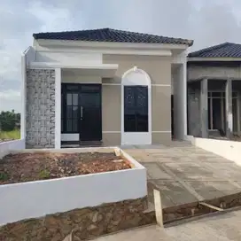 DI JUAL RUMAH MEWAH STRATEGIS ONE GATE DI DALAM KOTA BANDAR LAMPU