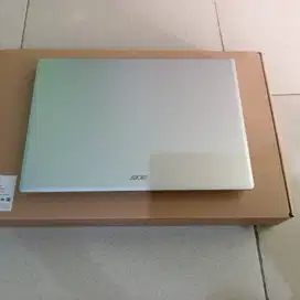Laptop Acer aspire lite AL 14-31P