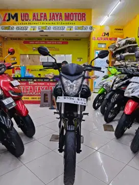 Only cash !!  Honda cb 150R th 2013