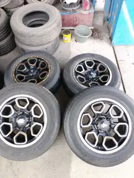 Velg off road ring 18 pcd 6x139,7 ban 265/60 R18 4pcs. Fortuner dll