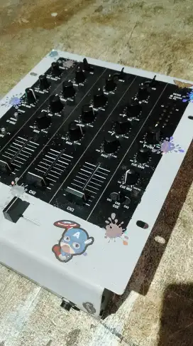 MIXER DJM NUMARK M4 3 CHANEL NO MINUS NO EFEK