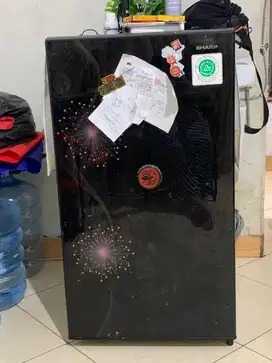 Kulkas Sharp 1 pintu
