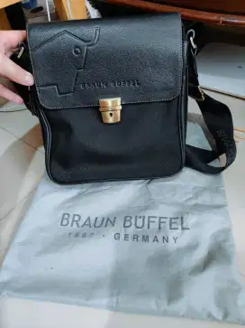 Tas selempang /slingbag braun buffel