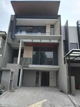 Dijual Rumah Mewah Citraland 4M an Woodland